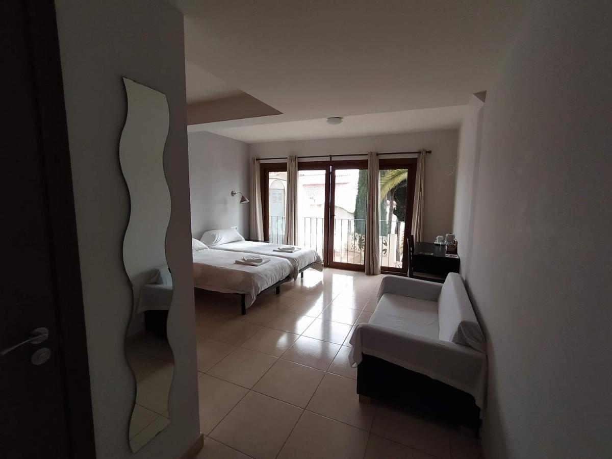 Hostal Gran Sol 칼페 외부 사진